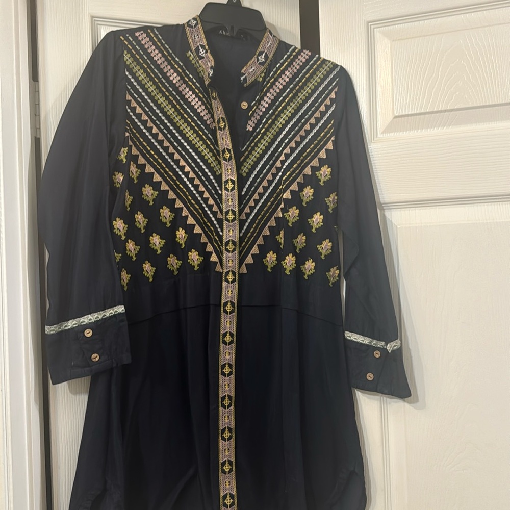 Embrioded shirt